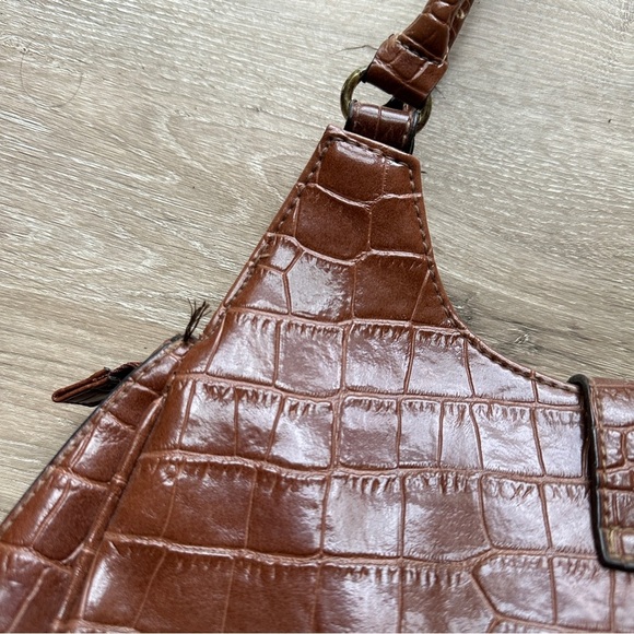 Y2k brown faux leather crocodile style shoulder bag - Picture 5 of 11